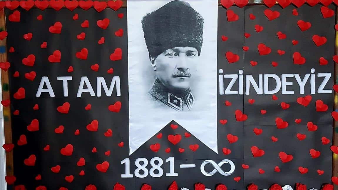 Atatürk'ü Saygı  ve  Rahmetle Andık 